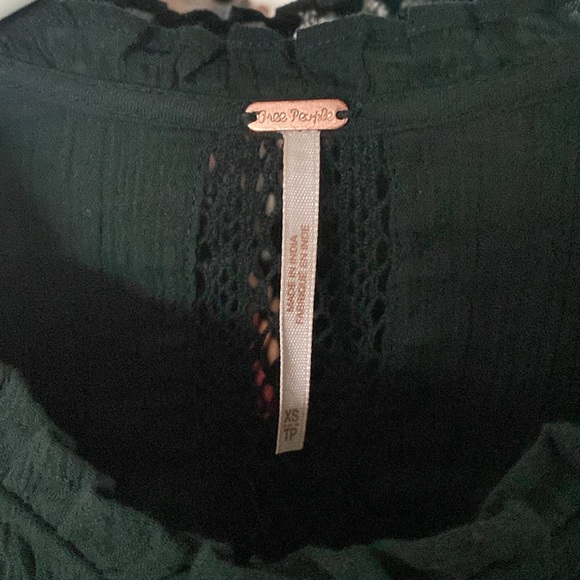 Free People forest green button-down blouse. Women size XS. - Picture 2 of 3